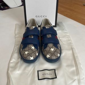 Gucci GG Supreme Sneakers